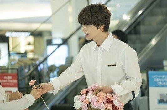 Ahn Jae Hyun Sebagai Ryu Eun Ho di \'The Beauty Inside\'