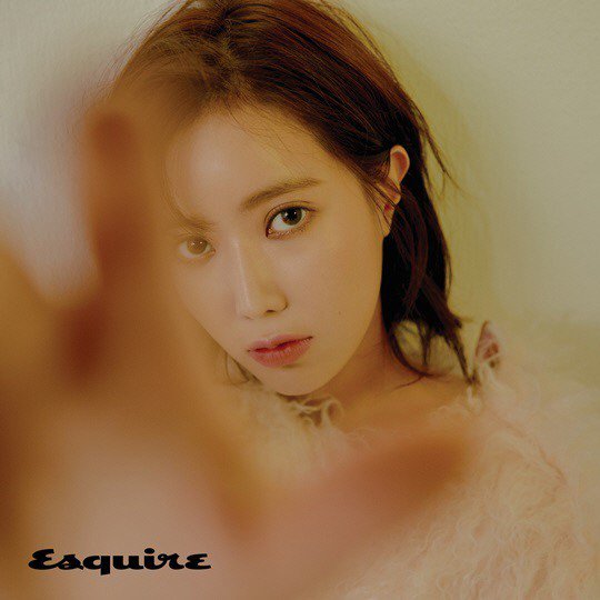 Pemotretan Lim Soo Hyang Bersama Esquire Korea