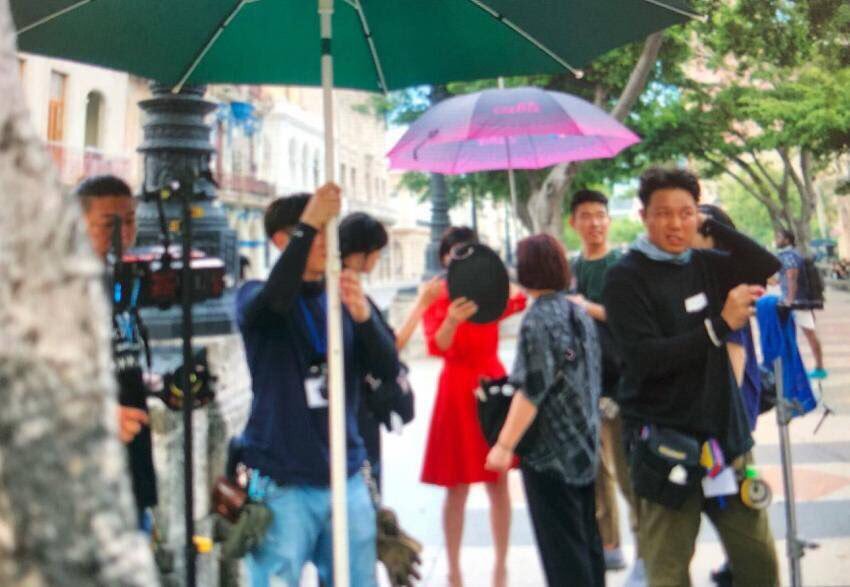 Park Bo Gum dan Song Hye Kyo syuting \'Boyfriend\'