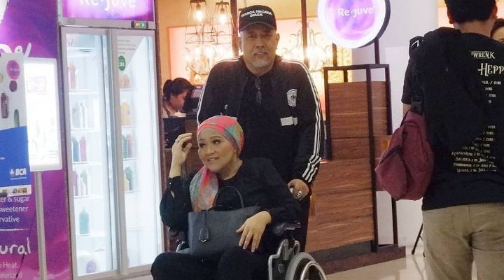 Foto: Mengharukan, Ini Cita-Cita Istri Indro Warkop