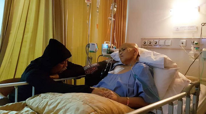 Foto: Istri Indro Warkop Tutup Usia, Netizen Berduka