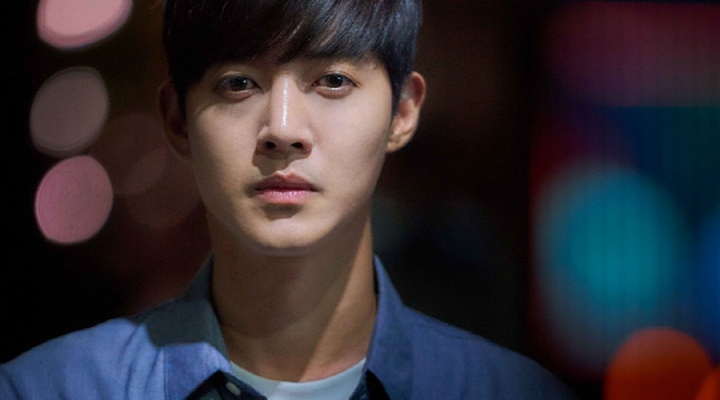 Foto: Siap Comeback Layar Kaca, Gantengnya Kim Hyun Joong Pasang Wajah Sendu di Teaser 'When Time Stopped'