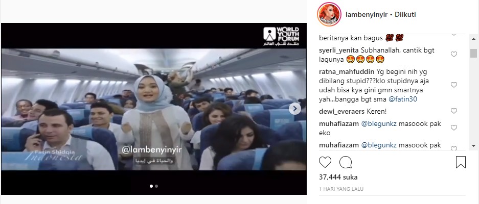 Fatin Tampil Di Acara World Youth Forum