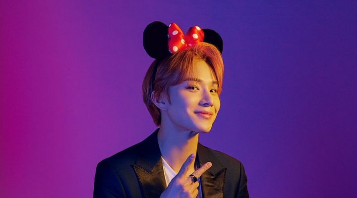 Foto: Pakai Wig Jadi Rose 'Titanic' di Pesta Halloween SM, Jungwoo NCT Dibilang Mirip Idol Cantik Ini