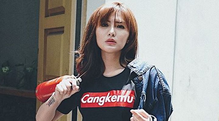 Foto: Bercerai dari Suami Ketika di Penjara, Ini Kata Angela Lee Soal Nikah Lagi