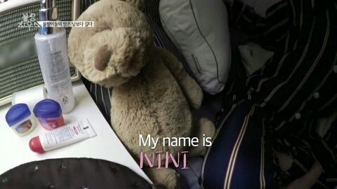 Boneka beruang milik Jennie