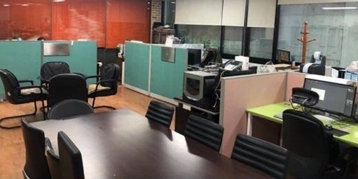 Foto isi bangunan IU