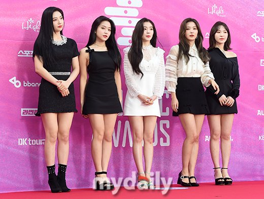 Red Velvet di red carpet