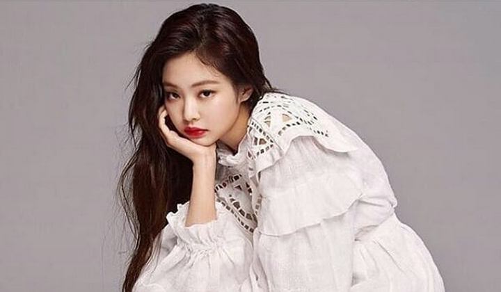 Foto:  YG Disebut Pusat Narkoba, Jennie Didesak Minta Obat ke Agensi Saat Tampil Pucat di Bandara
