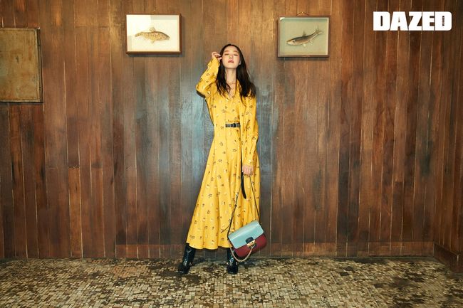 Seolyun di majalah Dazed