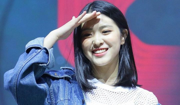 Foto: Kembaran Ryujin ITZY, Paras Kekasih Siwan di Drama 'Strangers from Hell' Ini Bikin Heboh