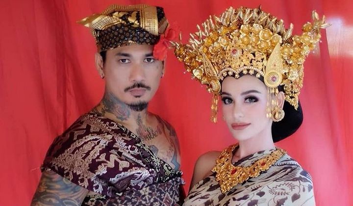 Foto: Penjelasan Nora Alexandra Soal Hilangnya Foto Jerinx Di Instagram