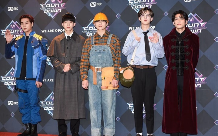 DAY6 kostum Hallowen