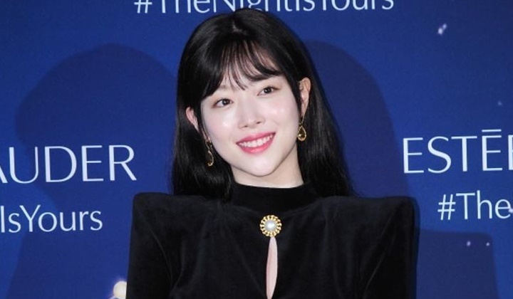 Foto: Timbulkan Pro-Kontra, 'Unanswered Questions' Kembali Bahas Penyebab Bunuh Diri Sulli Eks F(X)  