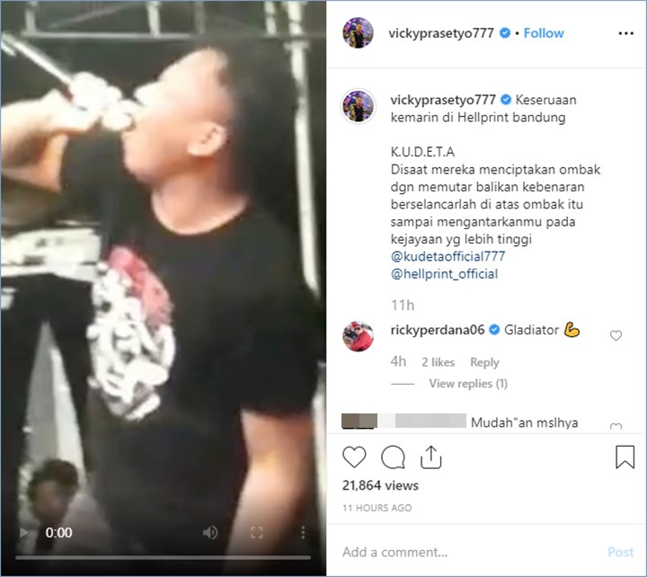Vicky prasetyo manggung bersama kudeta