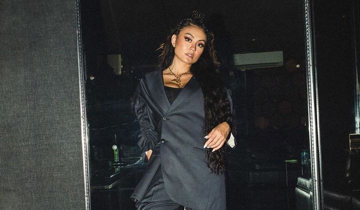 Foto: Agnez Mo Tampil di Negeri Sendiri Usai 'Bikin' Geger, Aksi Panggung Super Kece Tuai Respons Begini