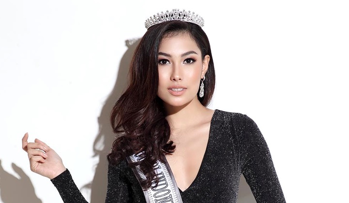 Foto: Frederika Cull Senyum Semringah Dapat Sambutan Hangat Sepulang dari Ajang Miss Universe 2019