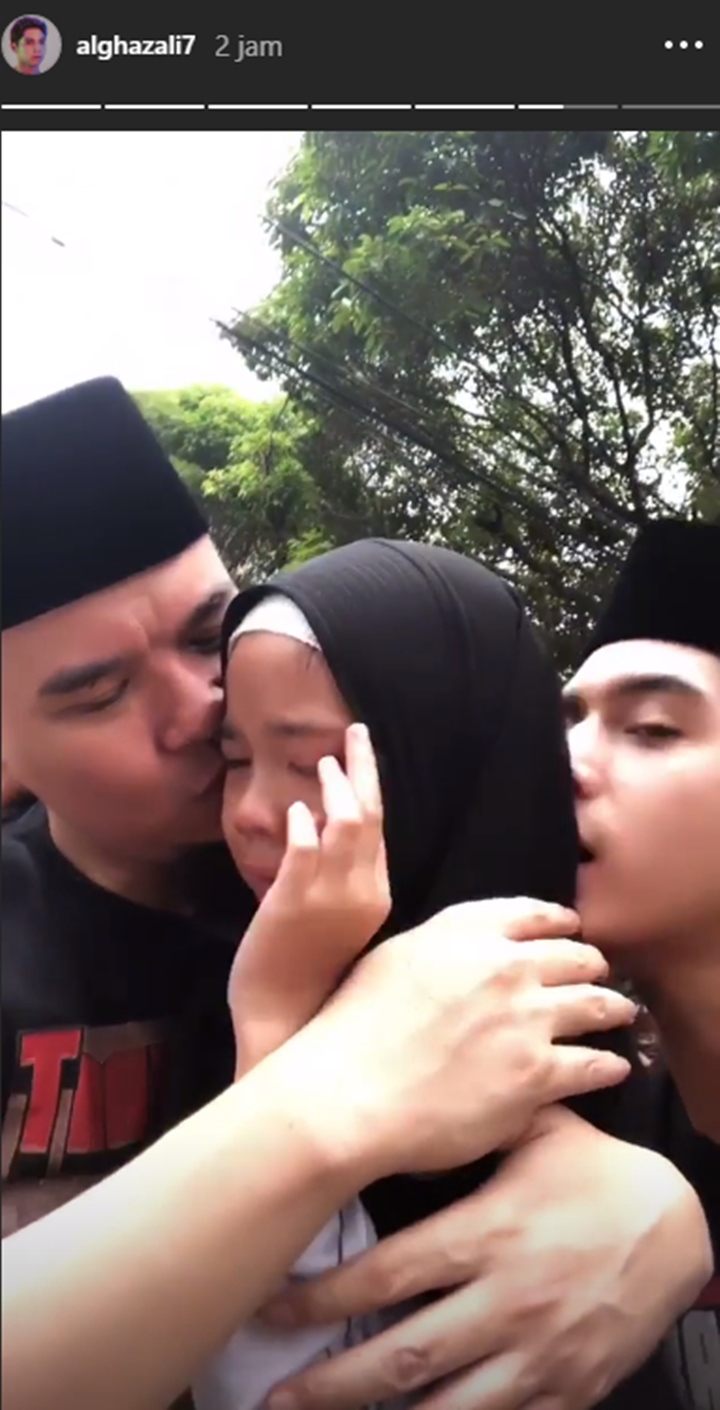 Ahmad Dhani Bebas, Safeea Ahmad Sambut Dengan Isak Tangis Penuh Haru