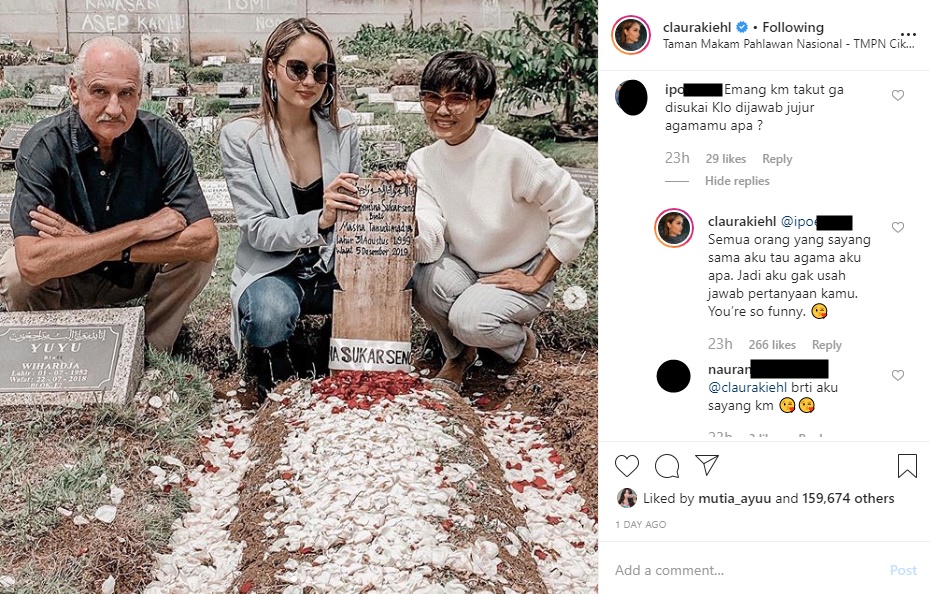Ziarah Makam Sang Nenek, Cinta Laura Beri ‘Tamparan’ Halus Usai Disinggung Soal Keyakinan Agama
