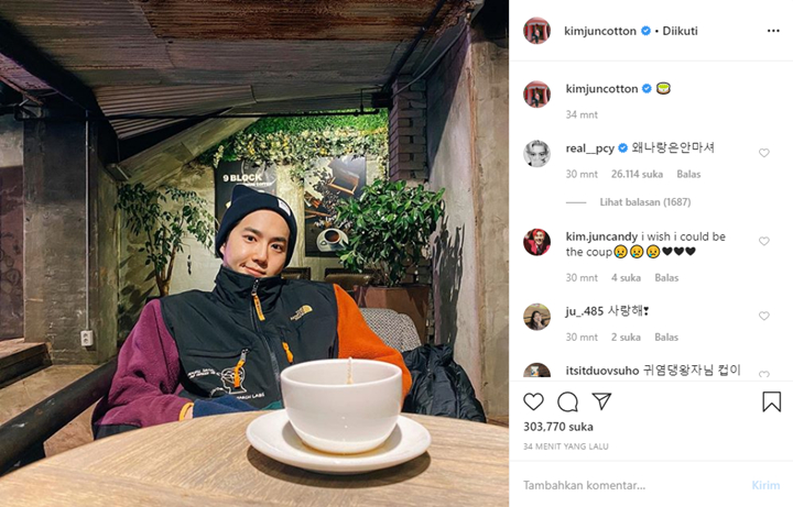 Suho EXO Asyik Ngopi Sendirian, Lucunya Chanyeol Langsung Protes Minta Diajak