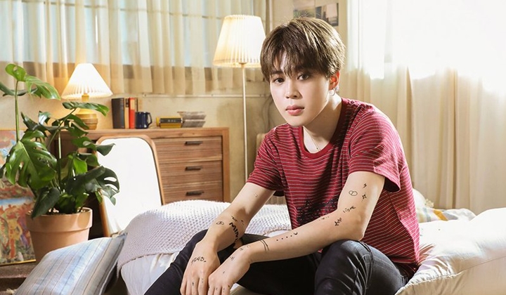 Foto: Dikira Fans, Perlakuan Jimin BTS Untuk Non ARMY Jadi Sorotan