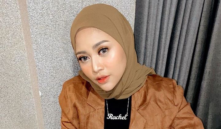 Foto: Rachel Vennya Ikut Pinta Masyarakat Tak Panik di Tengah Ancaman Corona, Kok Malah Disambut Hangat?