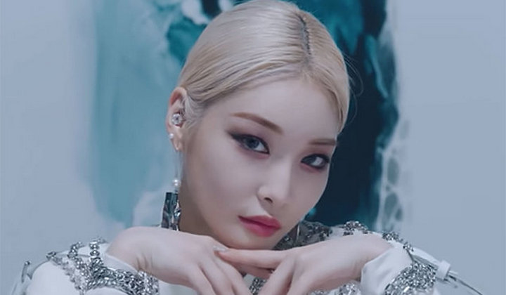 Foto: Chungha Beberkan Fakta Soal Stafnya yang Terkena Coronavirus