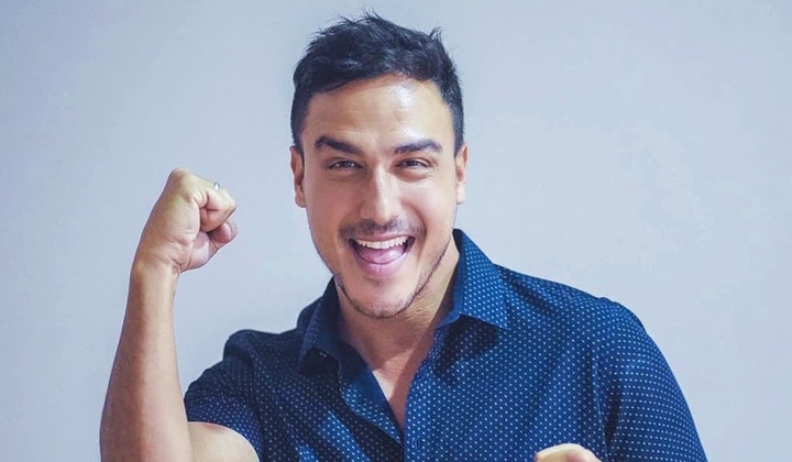 Foto: Hamish Daud Bikin Kaum Adam Kenang Hari 'Patah Hati Nasional' Usai Bagikan Foto Ini