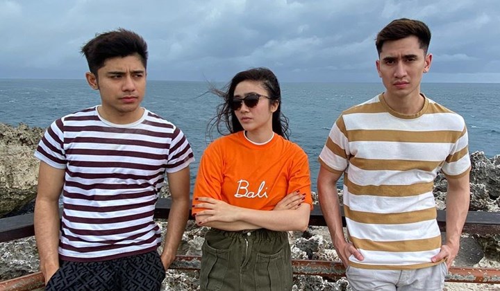 Foto: Verrell Bramasta dan Febby Rastanty Tulis Komentar 'Persis' di Post Riza Syah Munculkan Dugaan Ini