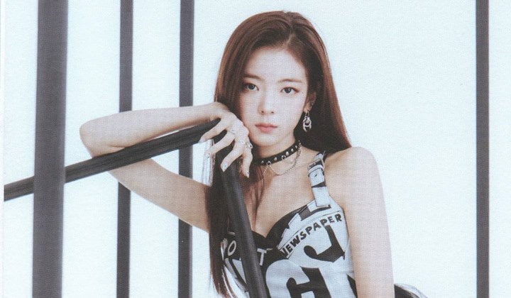 Foto: Ditantang Pakai Kostum Superhero, Lia ITZY Bikin Geleng-Geleng Malah Pakai Busana Buah