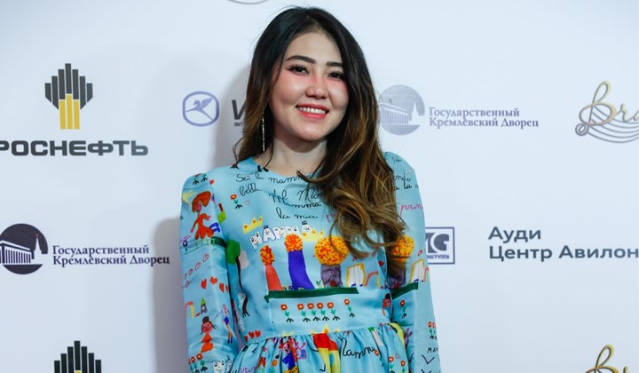 Foto: Kenal Sejak Lama, Via Vallen Akui Punya Firasat Sebelum Kepergian Didi Kempot 