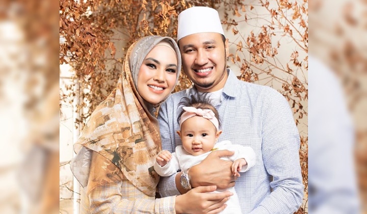 Foto: Kartika Putri Buktikan Khalisa Mirip Dirinya Bukan ‘Jiplakan’ Habib Usman Malah Disebut Maksa