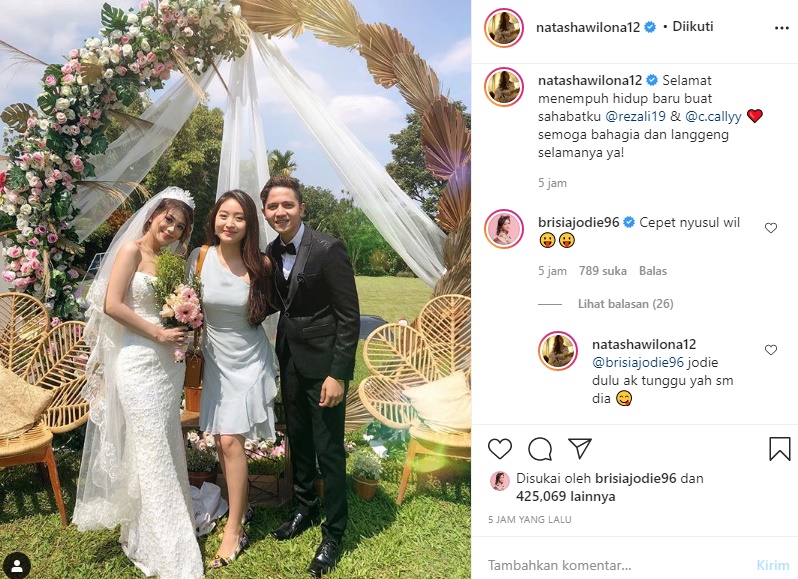 Natasha Wilona Pamer Foto Kondangan, Komentar Brisia Jodie Bikin Nama Julian Jacobs Terseret