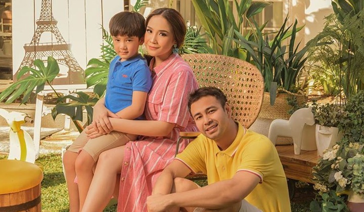 Foto: Putra Raffi Ahmad Curi Perhatian Rossa Hingga Melly Goeslaw di Video Baru