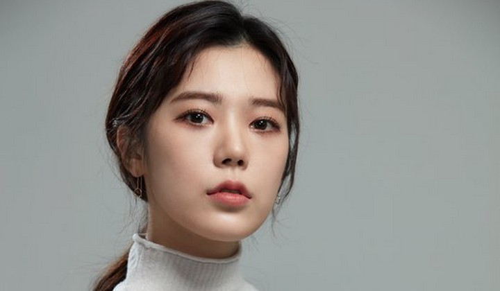 Foto: Beri Dukungan CHOCOME, Lizzy Malah Dituding Sindir Sub Unit Cosmic Girls Ini Plagiat Orange Caramel