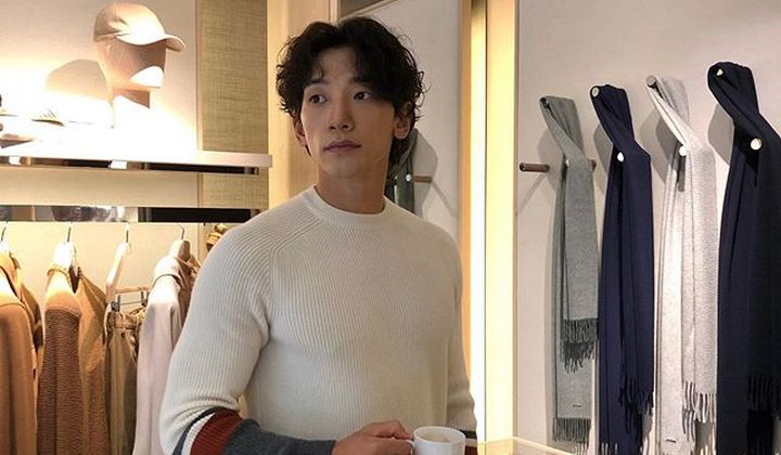 Foto:  Bikin Gemas, Rain Ketahuan Tampil Pakai Anting Mainan Putri Kecilnya