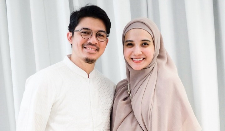 Foto: Zaskia Sungkar Berharap Sikap Siaga Irwansyah Tak Berubah Usai Punya Anak, Dibalas Begini