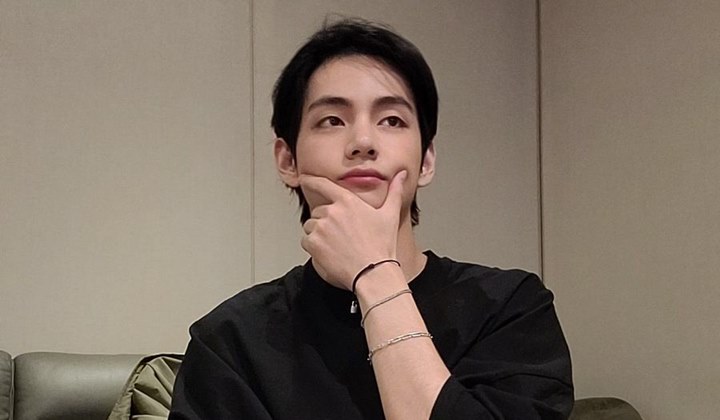 Foto: Dipakai V BTS di Pemotretan Terbaru, Jas Puluhan Juta Ini Ludes Terjual