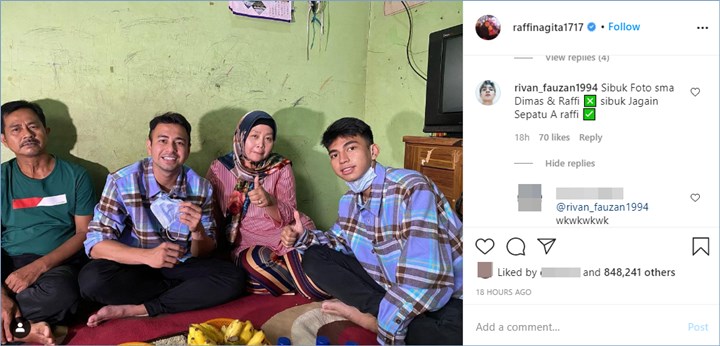 kakak dimas ahmad tampak memberikan komentar pada potret keluarganya bersama dengan raffi ahmad