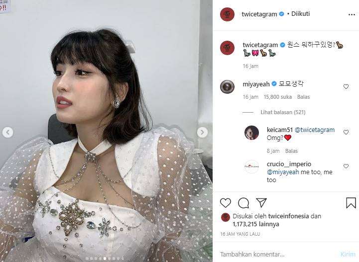 Sapa Fans dengan Foto Cantik, Momo TWICE Malah Digoda Sunmi