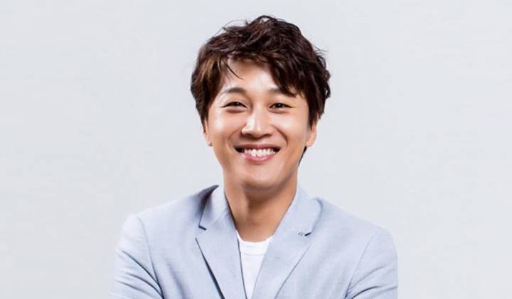 Foto: Sukses Nikahi Cinta Pertamanya, Cha Tae Hyun Merasa Terbebani Gara-Gara Ini