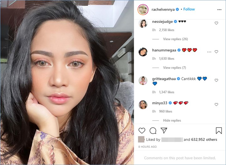 sederet selebriti memberikan pujian atas paras baru rachel vennya tanpa hijab