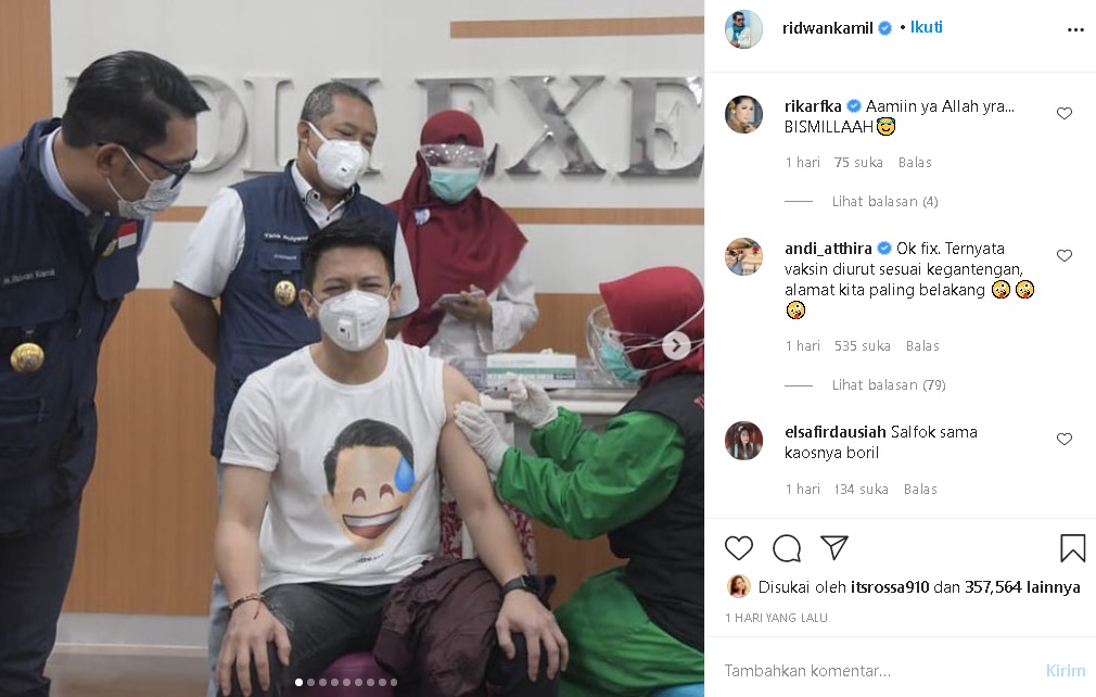 Penampilan Kasual Ariel NOAH Saat Suntik Vaksin Covid-19 Disorot, Hal Ini Bikin Salfok