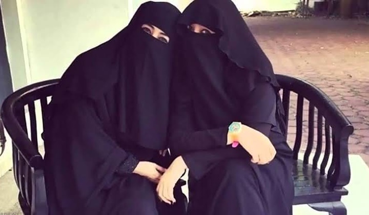 Foto: Kenang Sosok Soraya Abdullah, Cerita Umi Pipik Akui Pernah Cemburu Ternyata untuk Alasan Ini