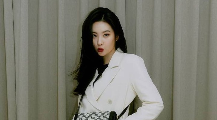 Foto: Sunmi Bakal Comeback Bulan Februari, Bawa Tren Baru?