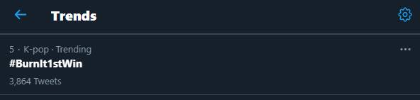 Golden Child berhasil mendapatkan kemenangan pertama mereka untuk lagu comeback baru-baru ini yakni \'Burn It\' melalui acara musik \'The Show\' hari ini, Selasa (2/2)