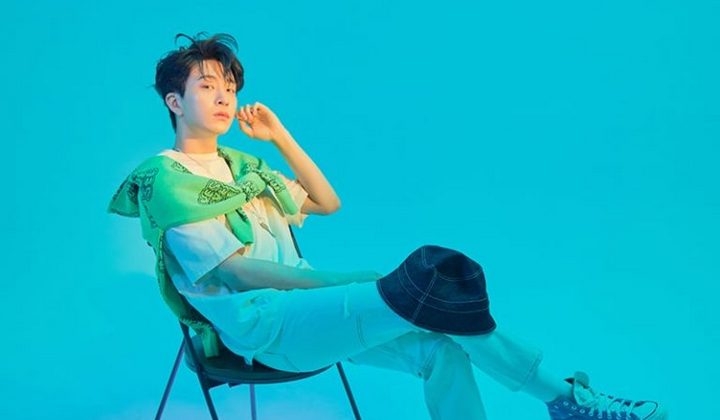 Foto: Perdana Pose di Majalah Usai Hengkang dari JYP, Youngjae Bicara Soal Kariernya Sebagai Solois