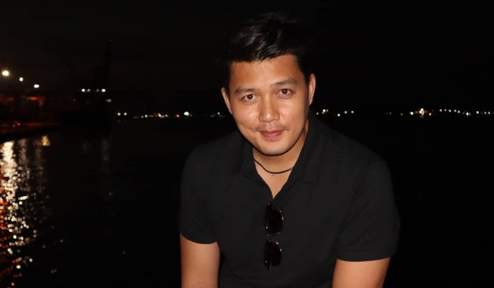 Foto: Rumah Tangga Celine Evangelista Dikabarkan Bermasalah, Dirly Idol Bongkar Sosok Sang Mantan Istri