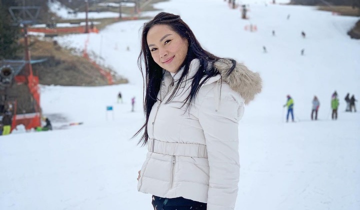 Foto: Kalina Oktarani Curhat Galau di IG Sambil Posting Video Lama: Kangen!