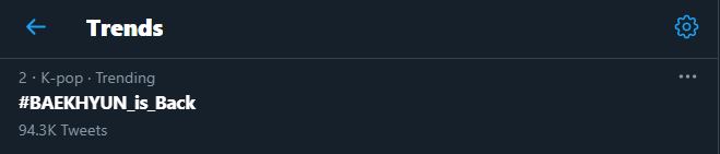 para penggemar menantikan comeback baru baekhyun exo